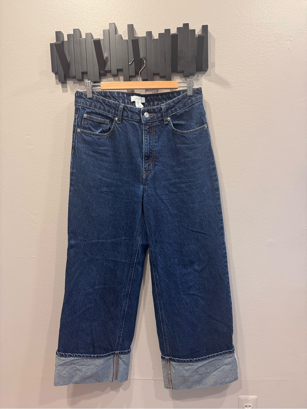 H&M Dark Blue Boyfriend Jeans with Rolled Cuffs sz 10